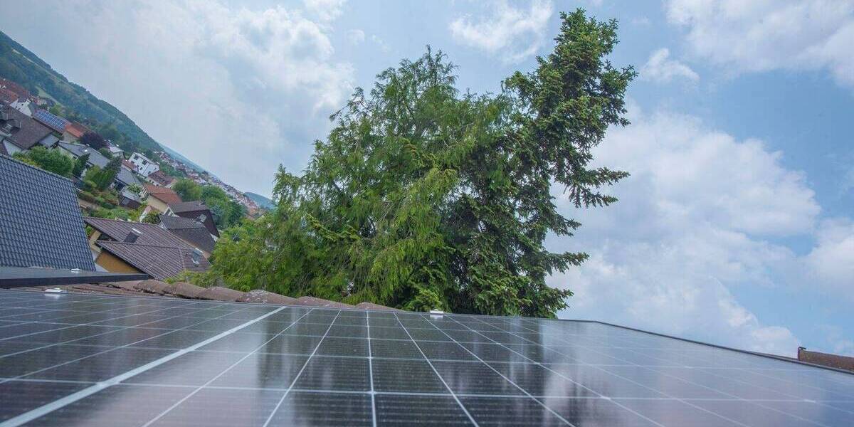 Einfamilienhaus Grävenwiesbach - 9 Zimmer, 248 m&sup2;, 495.000&euro; | Angebot:25695752