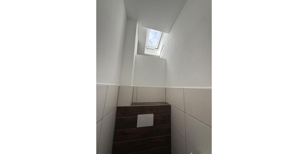 Dachgeschoßwohnung Bad Nauheim - 3 Zimmer, 75 m&sup2;, 990&euro; | Angebot:26675519