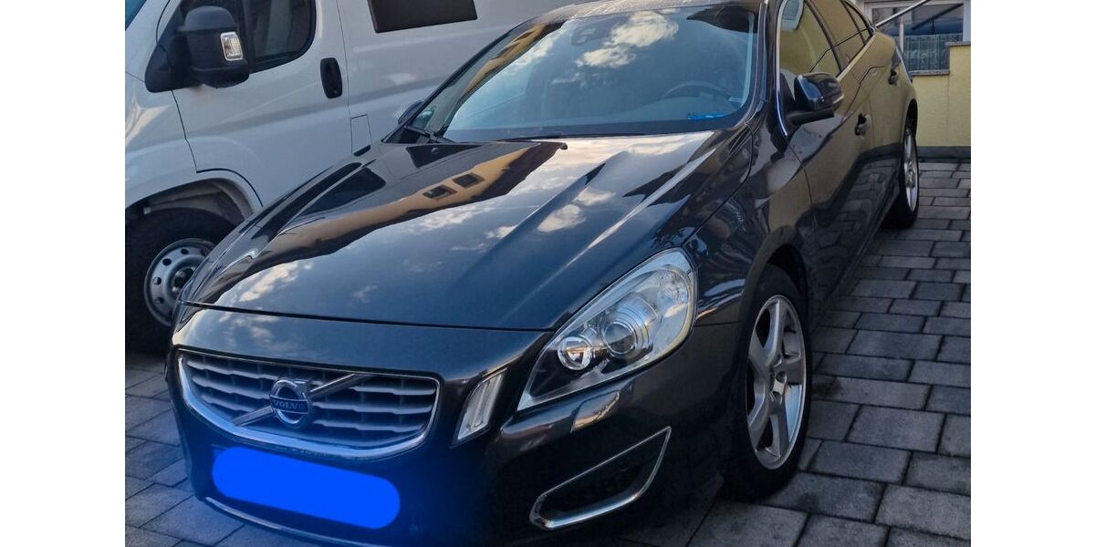 Volvo S60 203.000 km 6.900 &euro; Usingen 61250