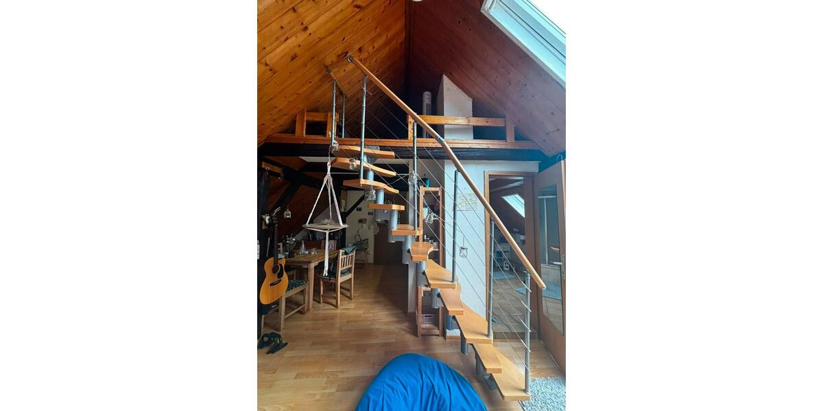 Dachgeschoßwohnung Marburg Cappel - 1 Zimmer, 33 m&sup2;, 300&euro; | Angebot:26644184