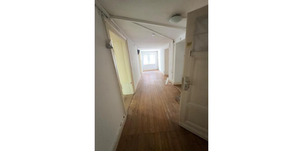 Etagenwohnung Marburg - 4 Zimmer, 115 m&sup2;, 1.490&euro; | Angebot:26644573
