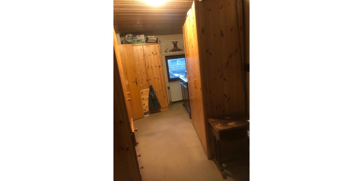 Bauernhaus, Landhaus Butzbach - 6 Zimmer, 131 m&sup2;, 236.000&euro; | Angebot:26041747