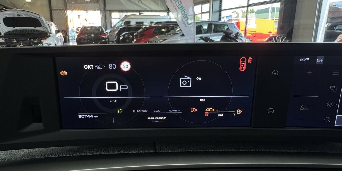 Peugeot 5008 145 Mild Hybrid Allure7 Sitzer LED CAM 30.800 km 27.320 &euro; Lich 35423