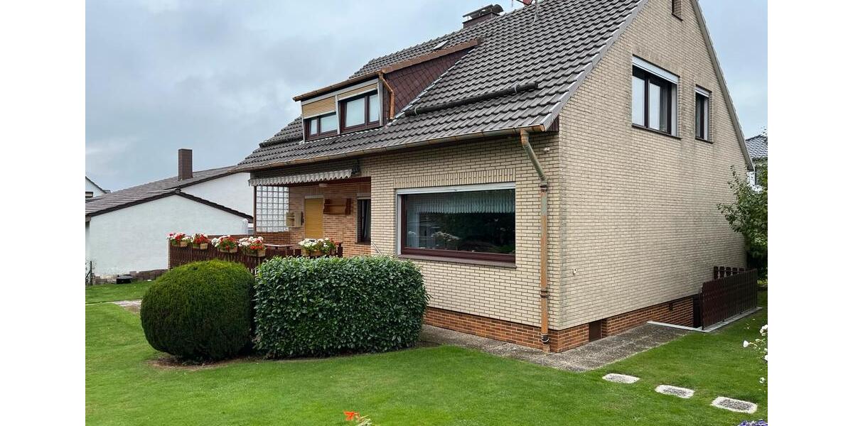 Einfamilienhaus Gießen Allendorf - 8 Zimmer, 160 m&sup2;, 350.000&euro; | Angebot:25987405