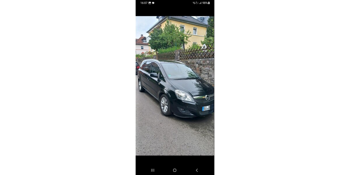 Opel Zafira 219.000 km 4.200 &euro; Laubach 35321