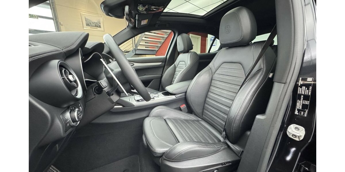 Alfa Romeo Stelvio 2.2 D Veloce Q4 1.Hand Panodach 37.600 km 35.320 &euro; Lich 35423