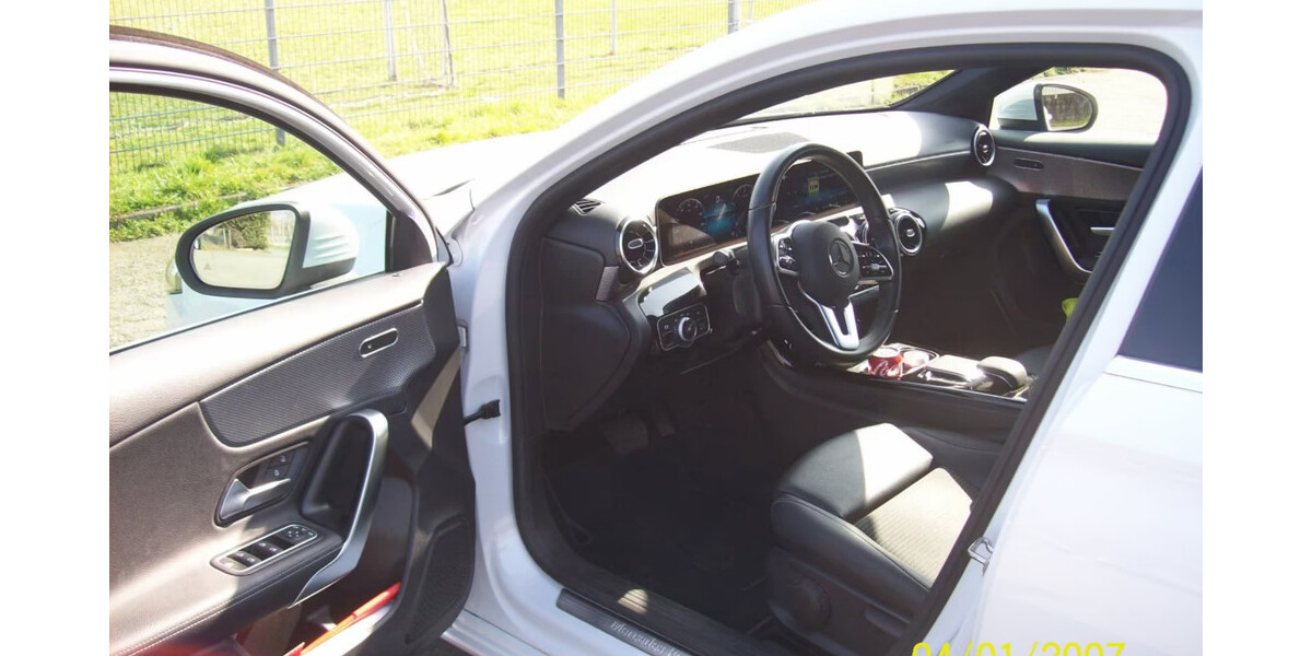 Mercedes-Benz A 200 30.000 km 23.000 &euro; Wetzlar 35578