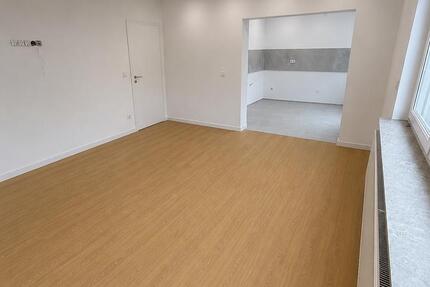 Wohnung Gießen Wieseck - 4 Zimmer, 90 m&sup2;, 1.300&euro; | Angebot:26432415