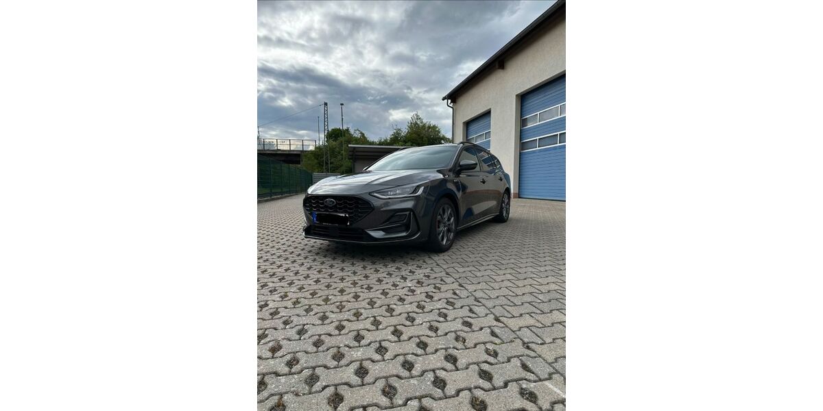Ford Focus 31.500 km 20.300 &euro; Ehringshausen 35630