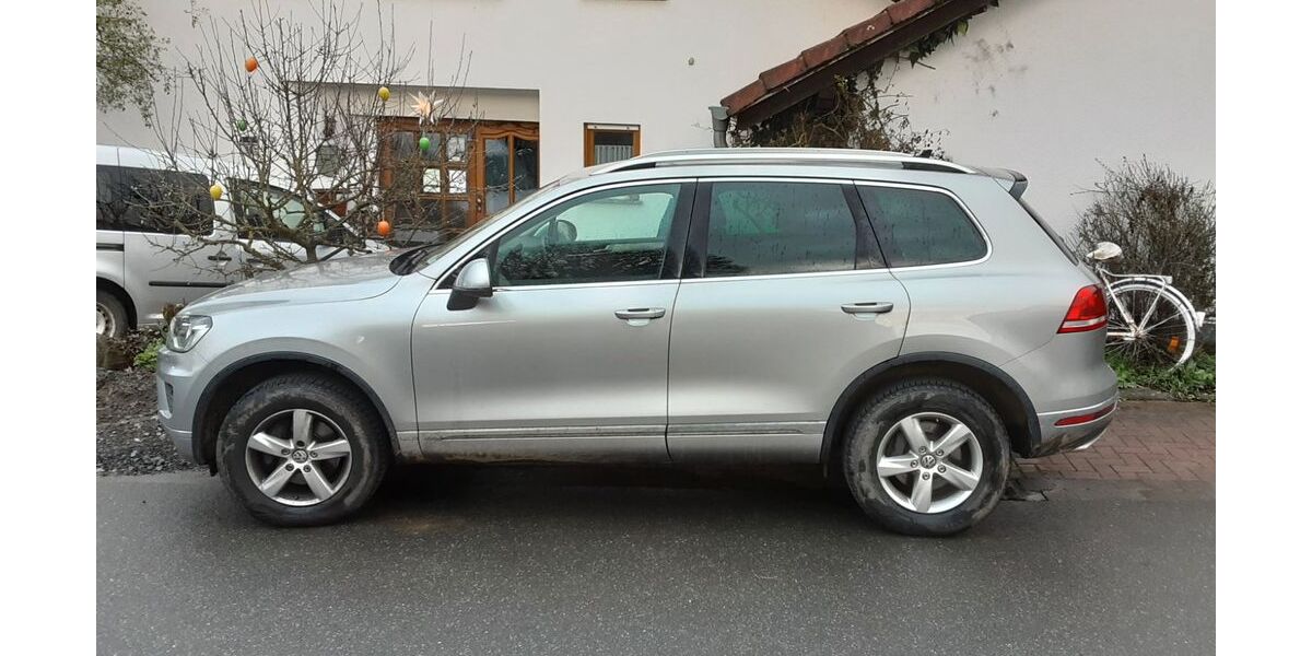 VW Touareg 127.000 km 20.800 &euro; Solms 35606