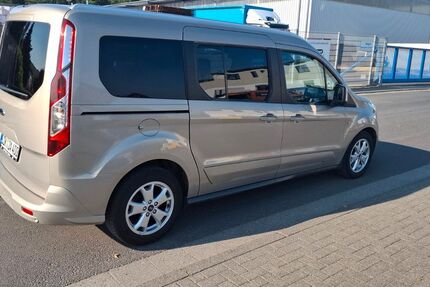 Ford Tourneo Connect 131.500 km 10.700 &euro; Hüttenberg 35625