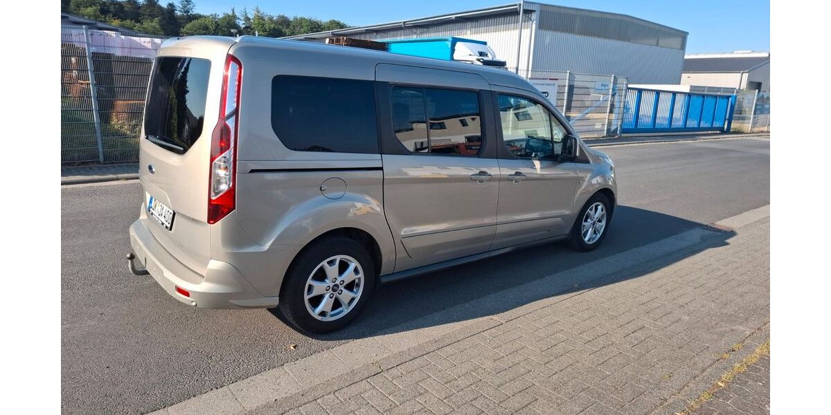 Ford Tourneo Connect 131.500 km 10.900 &euro; Hüttenberg 35625