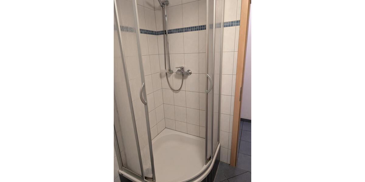 Etagenwohnung Gießen Allendorf - 1 Zimmer, 20 m&sup2;, 345&euro; | Angebot:25329537