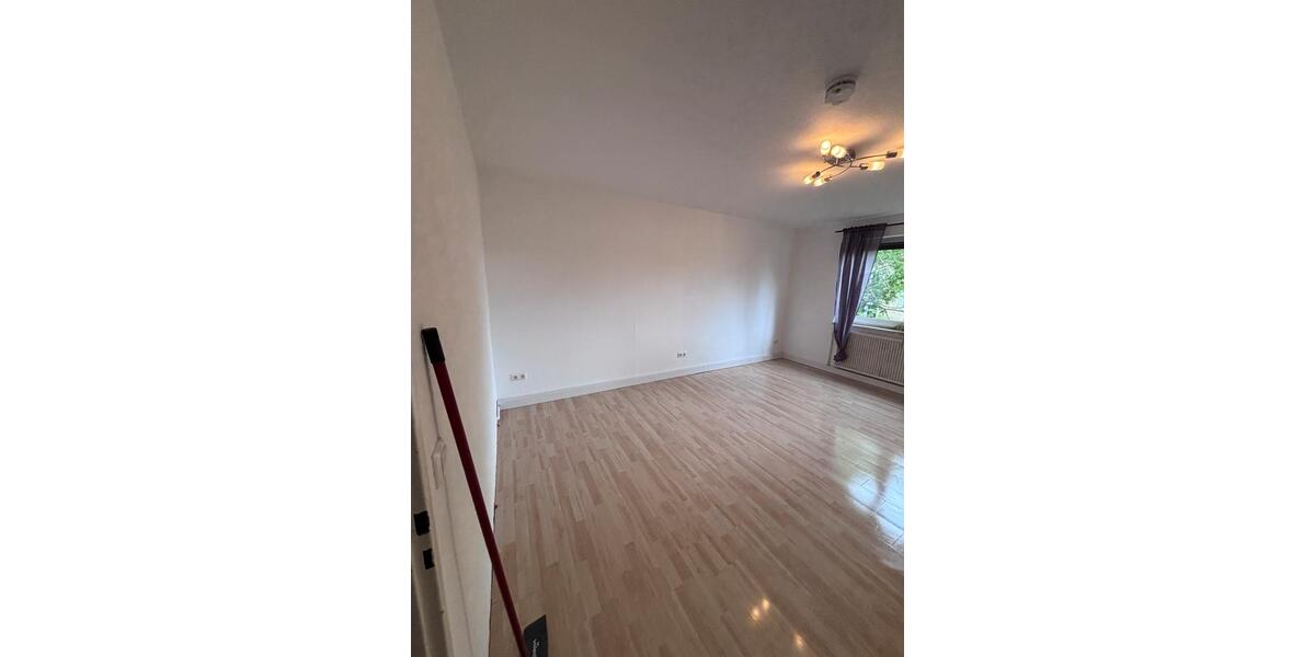 Etagenwohnung Gießen Wieseck - 4 Zimmer, 20 m&sup2;, 475&euro; | Angebot:26548798