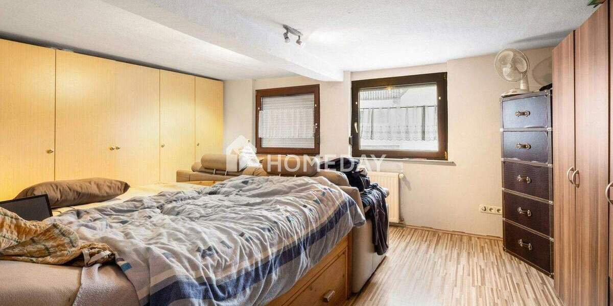 Einfamilienhaus Hungen Obbornhofen - 4 Zimmer, 154 m&sup2;, 179.000&euro; | Angebot:25685098