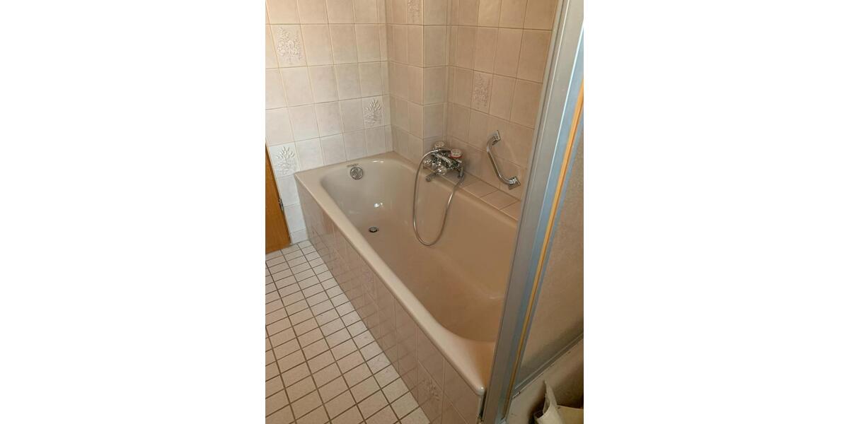 Mehrfamilienhaus, Wohnhaus Friedberg (Hessen) - 8 Zimmer, 200 m&sup2;, 485.000&euro; | Angebot:24827447