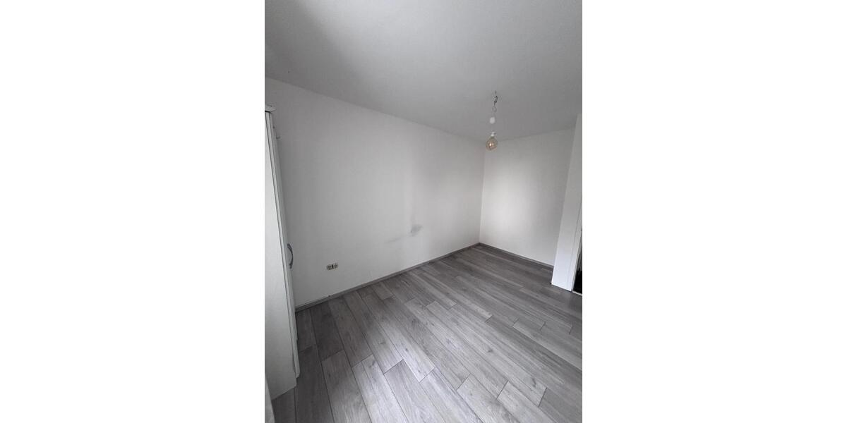 Erdgeschoßwohnung Heuchelheim a. d. Lahn - 2 Zimmer, 55 m&sup2;, 750&euro; | Angebot:25945197
