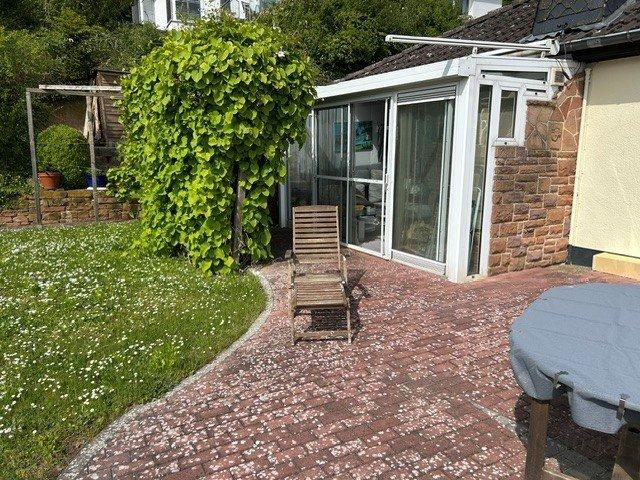 Einfamilienhaus Weimar (Lahn) - 7 Zimmer, 201 m&sup2;, 645.000&euro; | Angebot:27002302