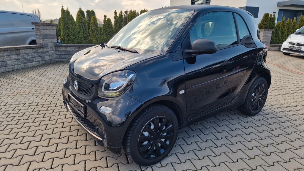 Smart ForTwo 84.200 km 8.500 &euro; Heuchelheim 35452