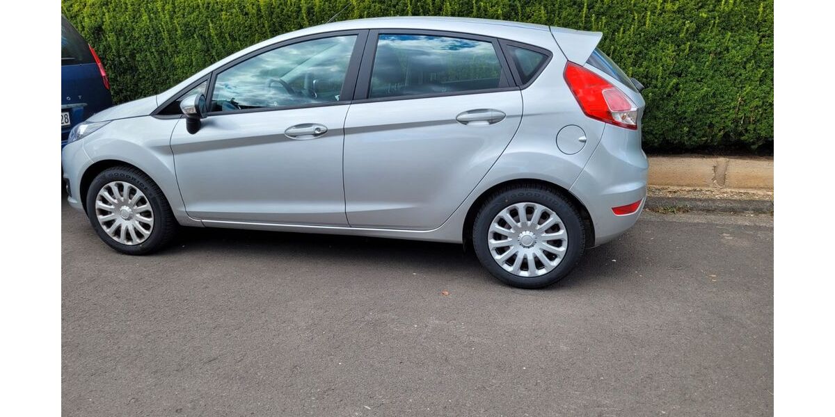 Ford Fiesta 123.999 km 5.400 &euro; Marburg 35043