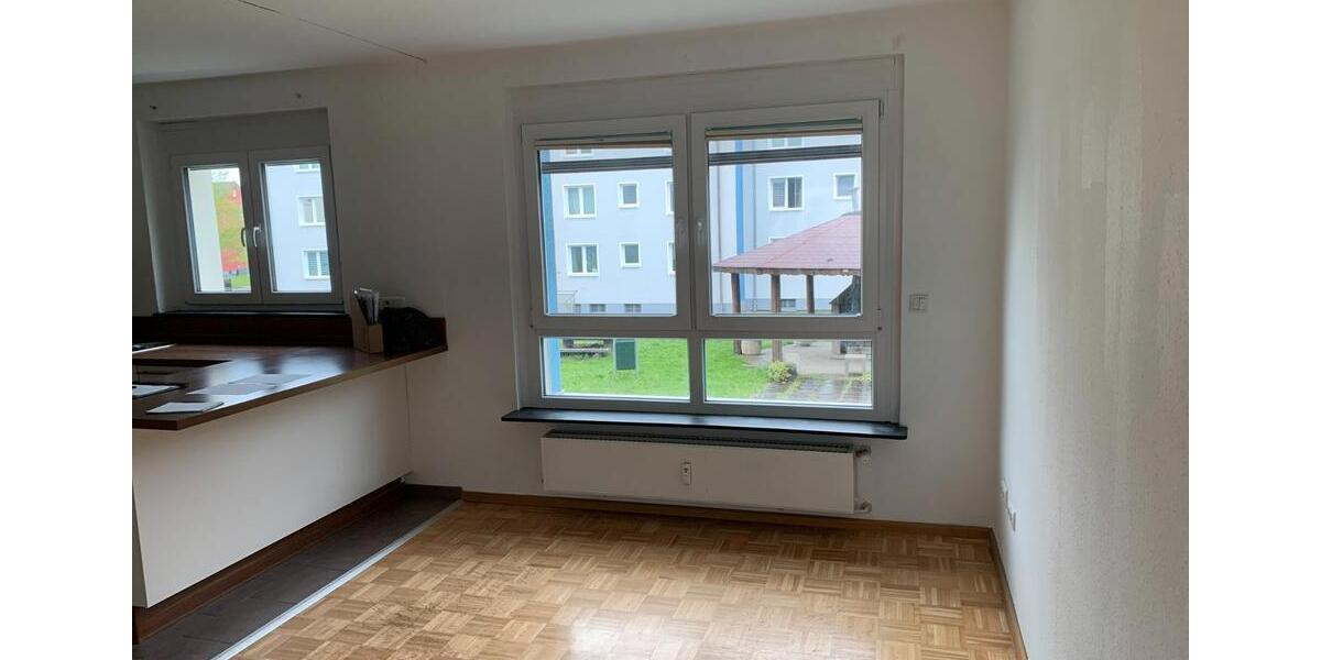 Erdgeschoßwohnung Gießen Anneröder Siedlung - 5 Zimmer, 110 m&sup2;, 1.200&euro; | Angebot:26600860