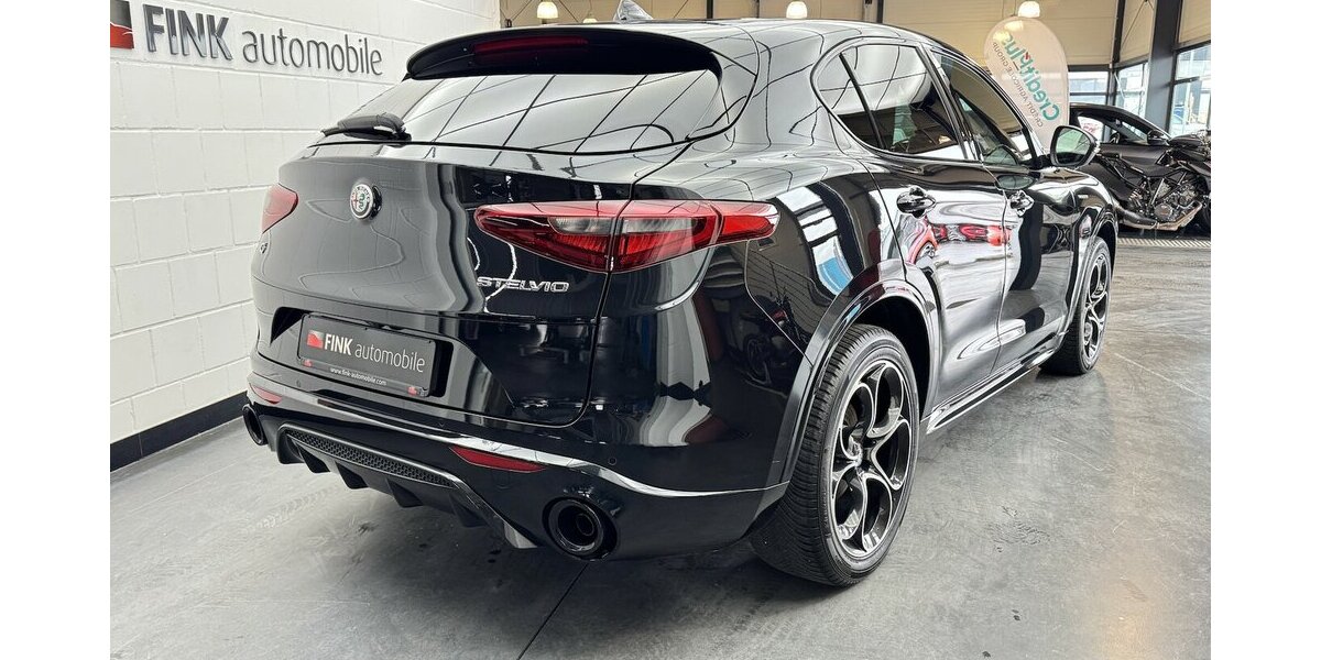 Alfa Romeo Stelvio 2.2 D Veloce Q4 1.Hand Panodach 37.600 km 35.320 &euro; Lich 35423