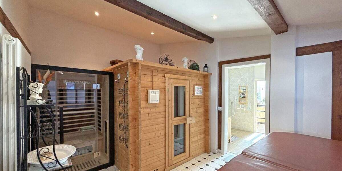 Einfamilienhaus Hungen Villingen - 5 Zimmer, 342 m&sup2;, 685.000&euro; | Angebot:25738062