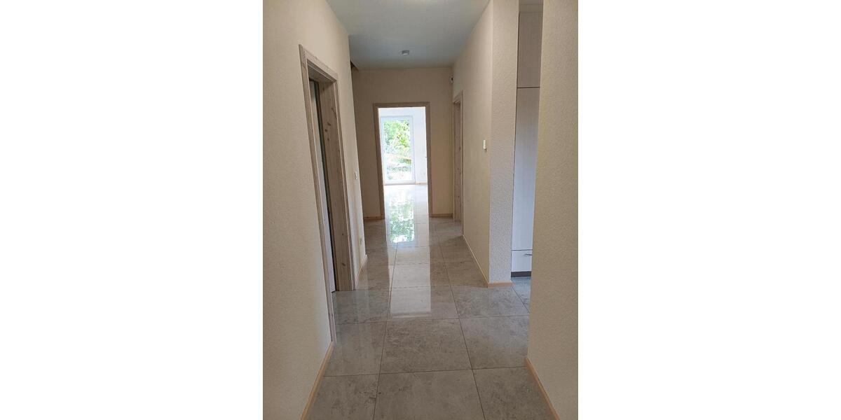 Einfamilienhaus Gladenbach - 5.5 Zimmer, 150 m&sup2;, 2.100&euro; | Angebot:26591382