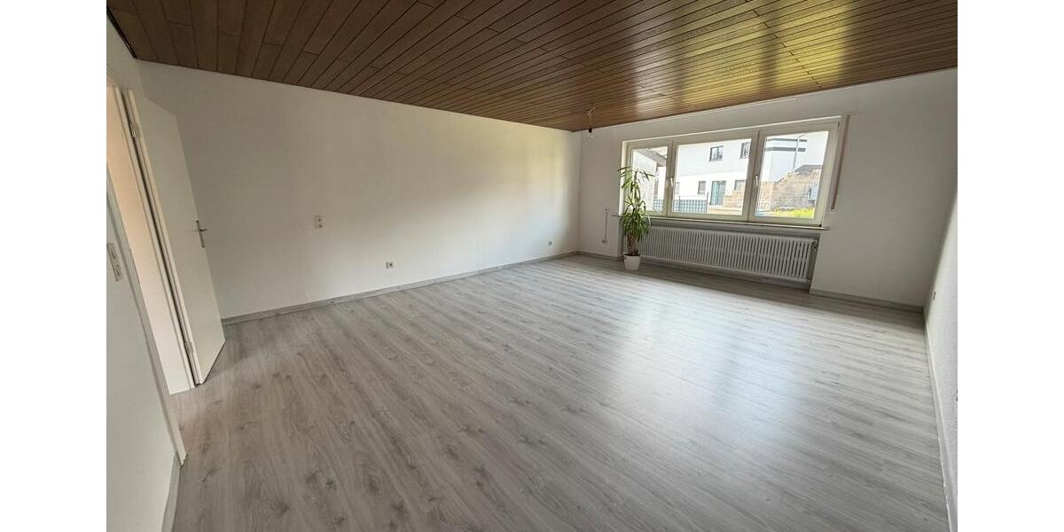Etagenwohnung Leun - 3 Zimmer, 85 m&sup2;, 630&euro; | Angebot:26679019