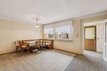 Haus Laubach - 7 Zimmer, 170 m&sup2;, 269.000&euro; | Angebot:25447174