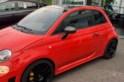 Abarth 695 31.000 km 28.990 &euro; Giessen 35394