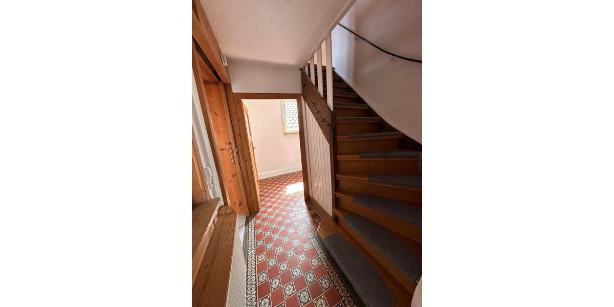 Etagenwohnung Gießen Wieseck - 4 Zimmer, 104 m&sup2;, 930&euro; | Angebot:26624525
