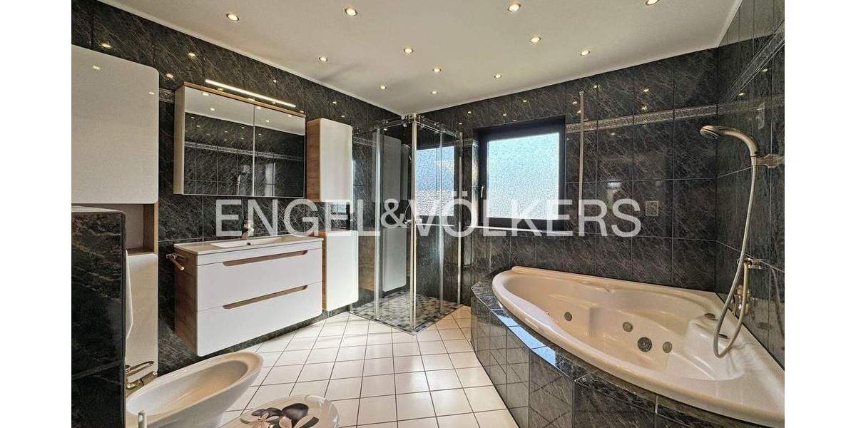 Einfamilienhaus Ober-Mörlen Langenhain-Ziegenberg - 7 Zimmer, 224 m&sup2;, 549.000&euro; | Angebot:25676843