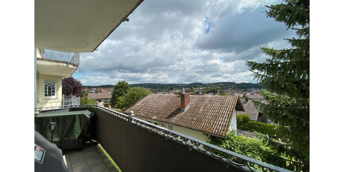 Etagenwohnung Buseck - 6 Zimmer, 208 m&sup2;, 1.200&euro; | Angebot:25919020