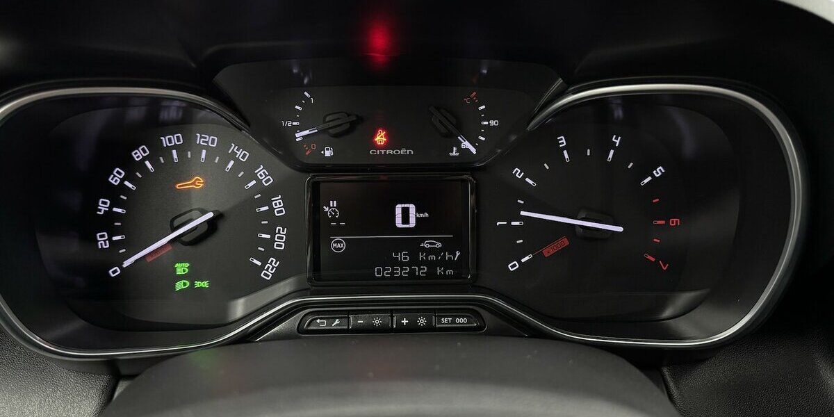 Citroen C3 Aircross Shine Pack CarPlay Head-UP Display 24.000 km 15.540 &euro; Lich 35423