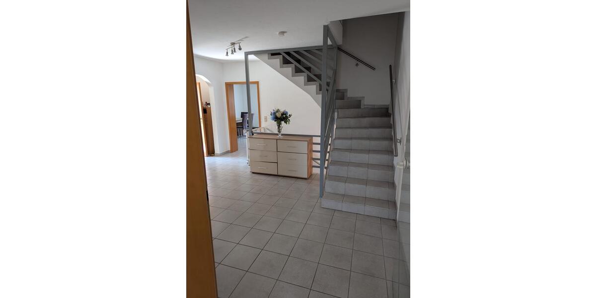 Doppelhaushälfte Linden - 6 Zimmer, 200 m&sup2;, 780.000&euro; | Angebot:26168108