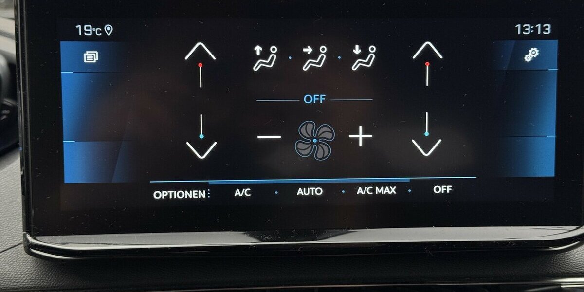 Peugeot 5008 Blue HDI 130 Allure Pack 1.Hand Carplay 52.400 km 22.320 &euro; Lich 35423