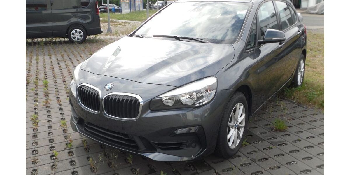 BMW 220 Active Tourer 21.200 km 19.900 &euro; Gladenbach 35075