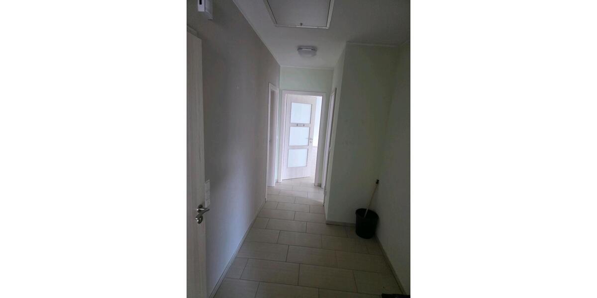 Etagenwohnung Aßlar - 3.5 Zimmer, 125 m&sup2;, 1.200&euro; | Angebot:25934592