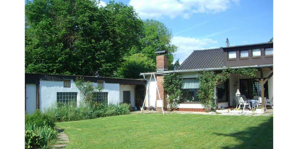 Einfamilienhaus Marburg-Schröck Schröck - 8 Zimmer, 180 m&sup2;, 480.000&euro; | Angebot:25823311