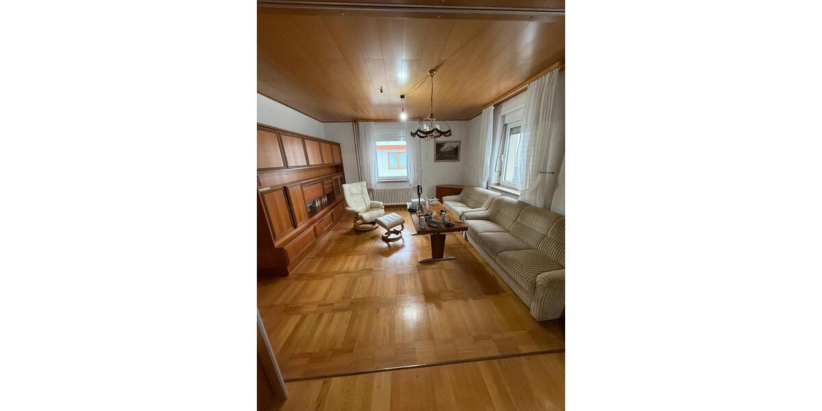 Einfamilienhaus Wettenberg - 6 Zimmer, 150 m&sup2;, 395.000&euro; | Angebot:25513208