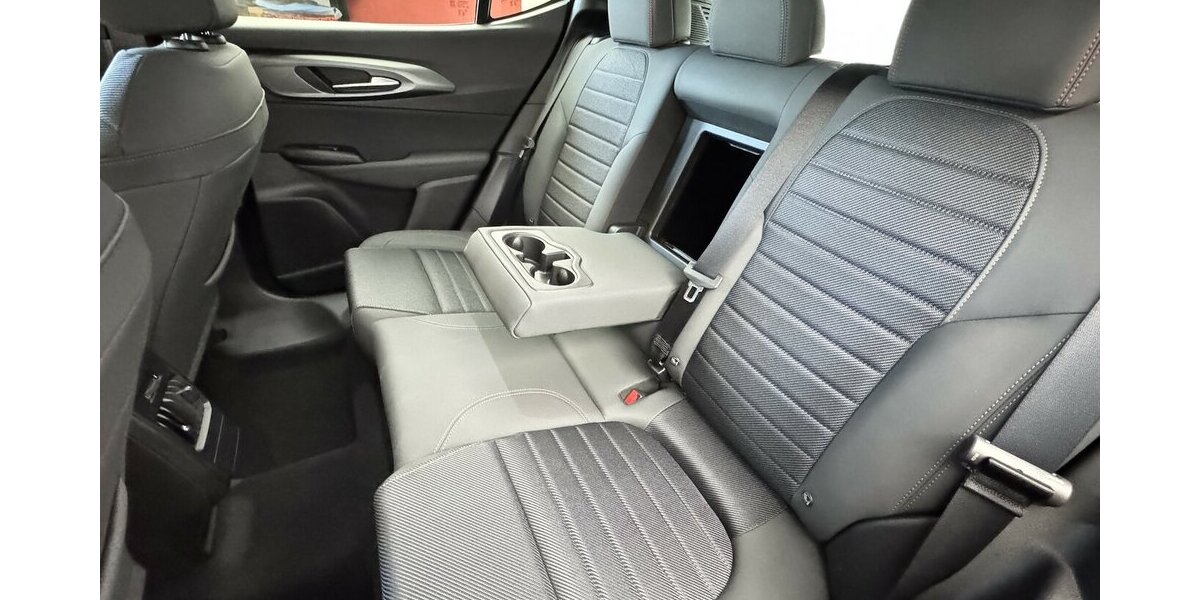 Alfa Romeo Tonale 1.6 VGT-D Sprint ACC Sitzheizung 12.300 km 22.850 &euro; Lich 35423