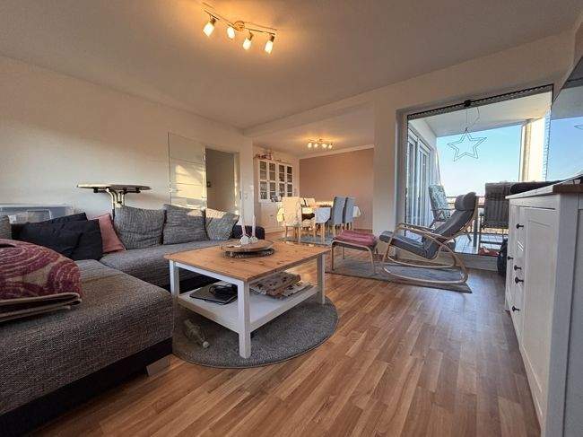 Etagenwohnung Solms Niederbiel - 3 Zimmer, 96 m&sup2;, 800&euro; | Angebot:25662041