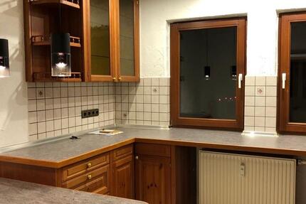 Wohnung Marburg - 3 Zimmer, 90 m&sup2;, 900&euro; | Angebot:26617514