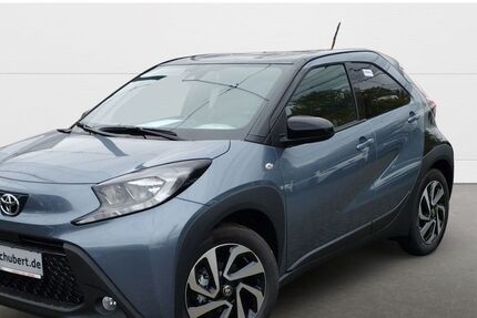 Toyota Aygo (X) 2.501 km 16.980 &euro; Giessen 35394