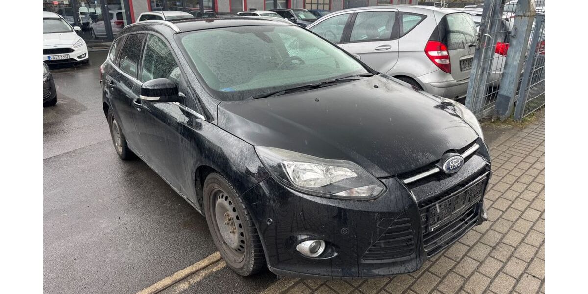 Ford Focus 154.000 km 2.850 &euro; Homberg 35315