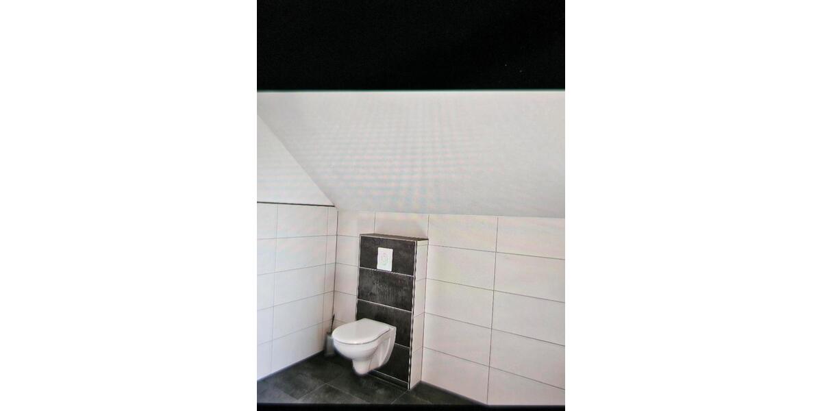 Dachgeschoßwohnung Hungen - 3 Zimmer, 81 m&sup2;, 850&euro; | Angebot:25917386