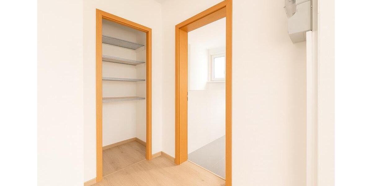 Etagenwohnung Münzenberg - 5 Zimmer, 150 m&sup2;, 1.300&euro; | Angebot:25936590