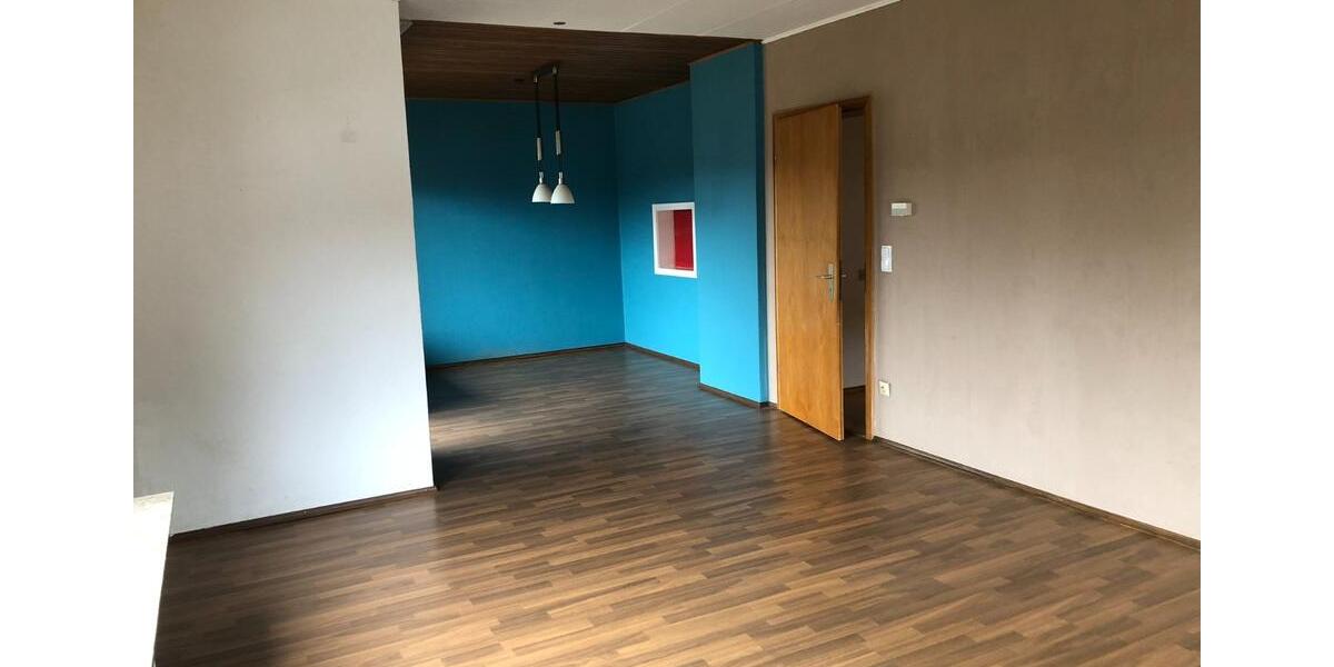 Einfamilienhaus Herborn - 7 Zimmer, 180 m&sup2;, 529.000&euro; | Angebot:23151171