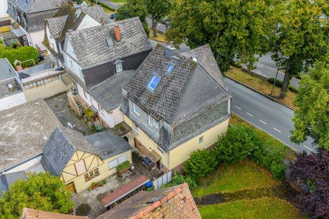 Einfamilienhaus Wetzlar - 4 Zimmer, 159 m&sup2;, 299.000&euro; | Angebot:25662031